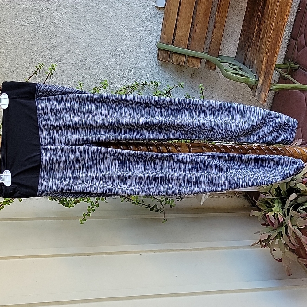 H & M leggings. Size S. Very good condition.